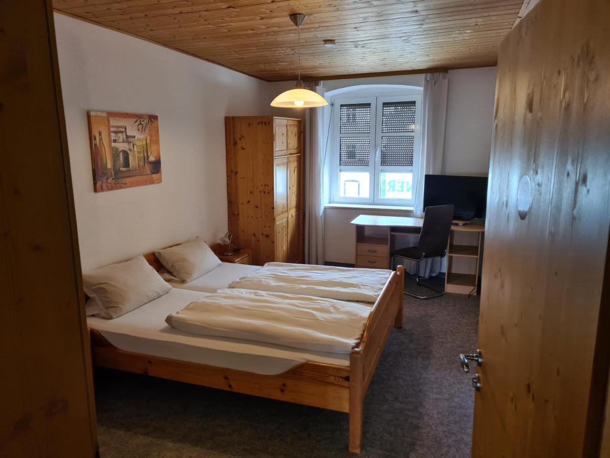 Hotel & Gasthof Zur Post Neumarkt-Sankt Veit Dış mekan fotoğraf