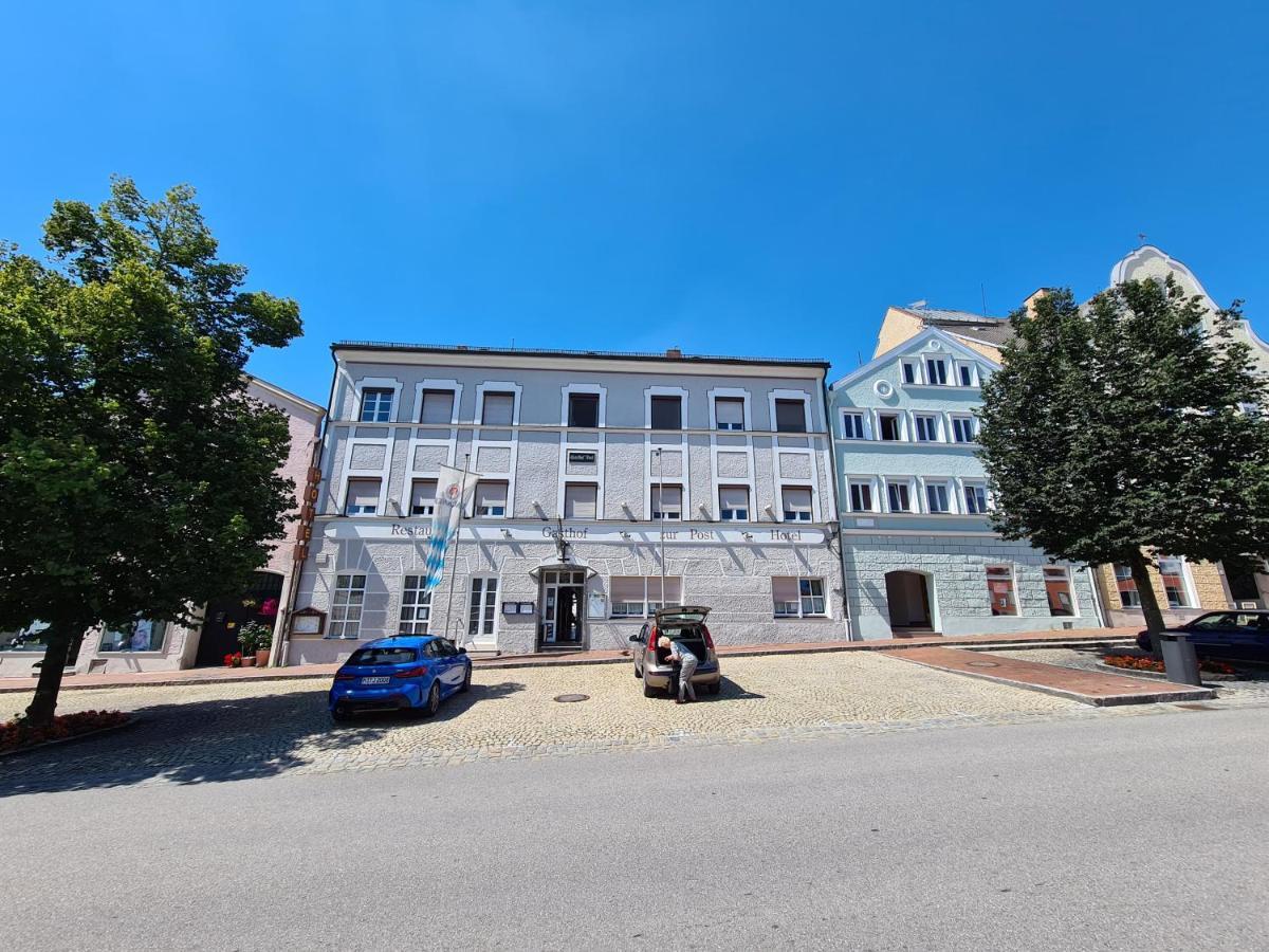 Hotel & Gasthof Zur Post Neumarkt-Sankt Veit Dış mekan fotoğraf